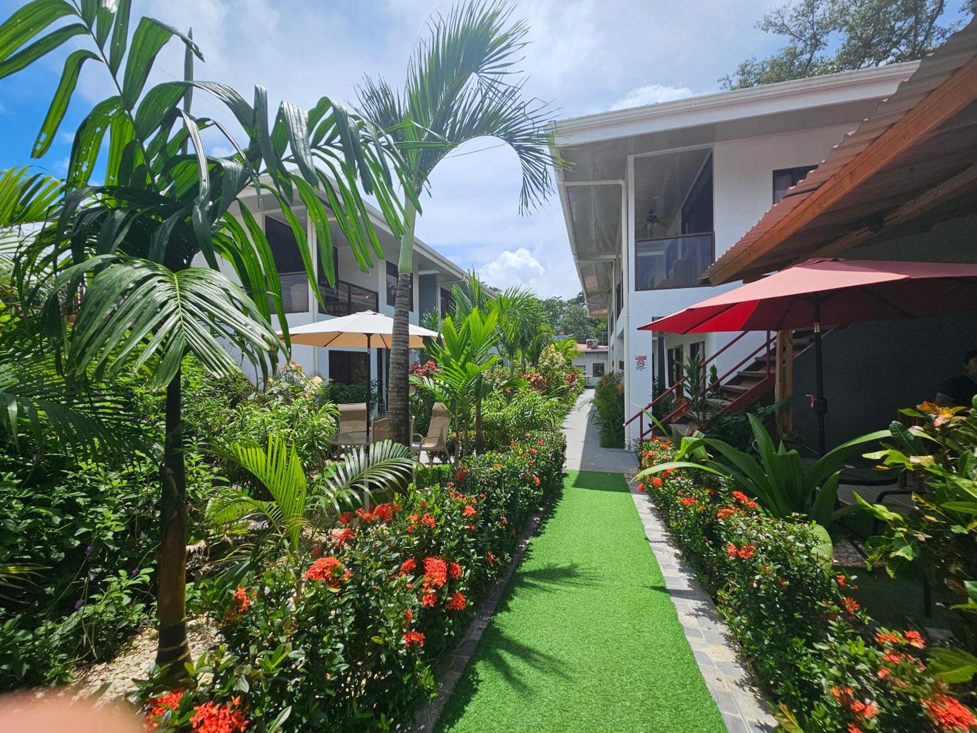 Ballena Rey Hotel อูวีตา ภายนอก รูปภาพ