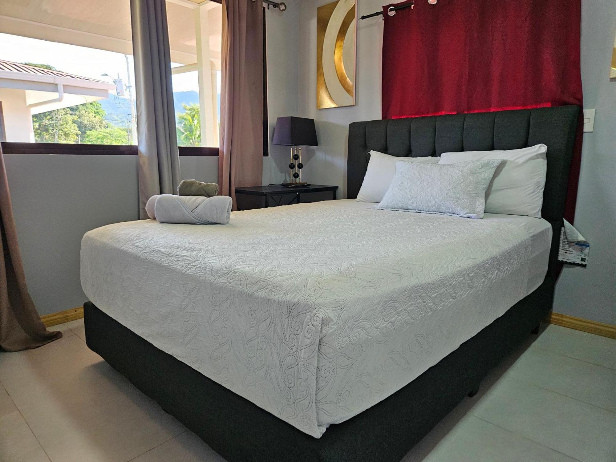 Ballena Rey Hotel อูวีตา ภายนอก รูปภาพ